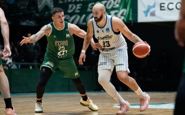 Regatas lo gan� con actitud y va en busca de la semifinal en casa